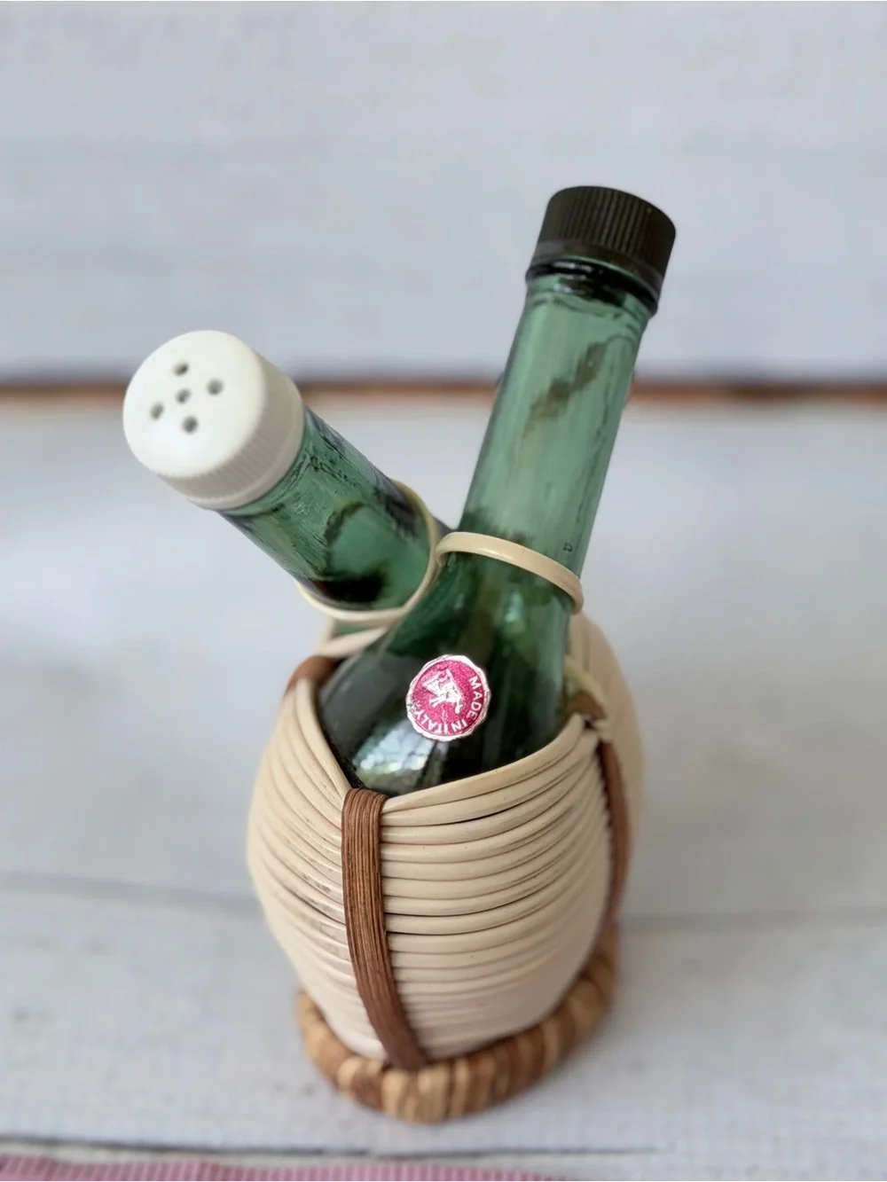 Vintage Made In Italy Mini Chianti Wine Bottle Salt & Pepper Shakers Set